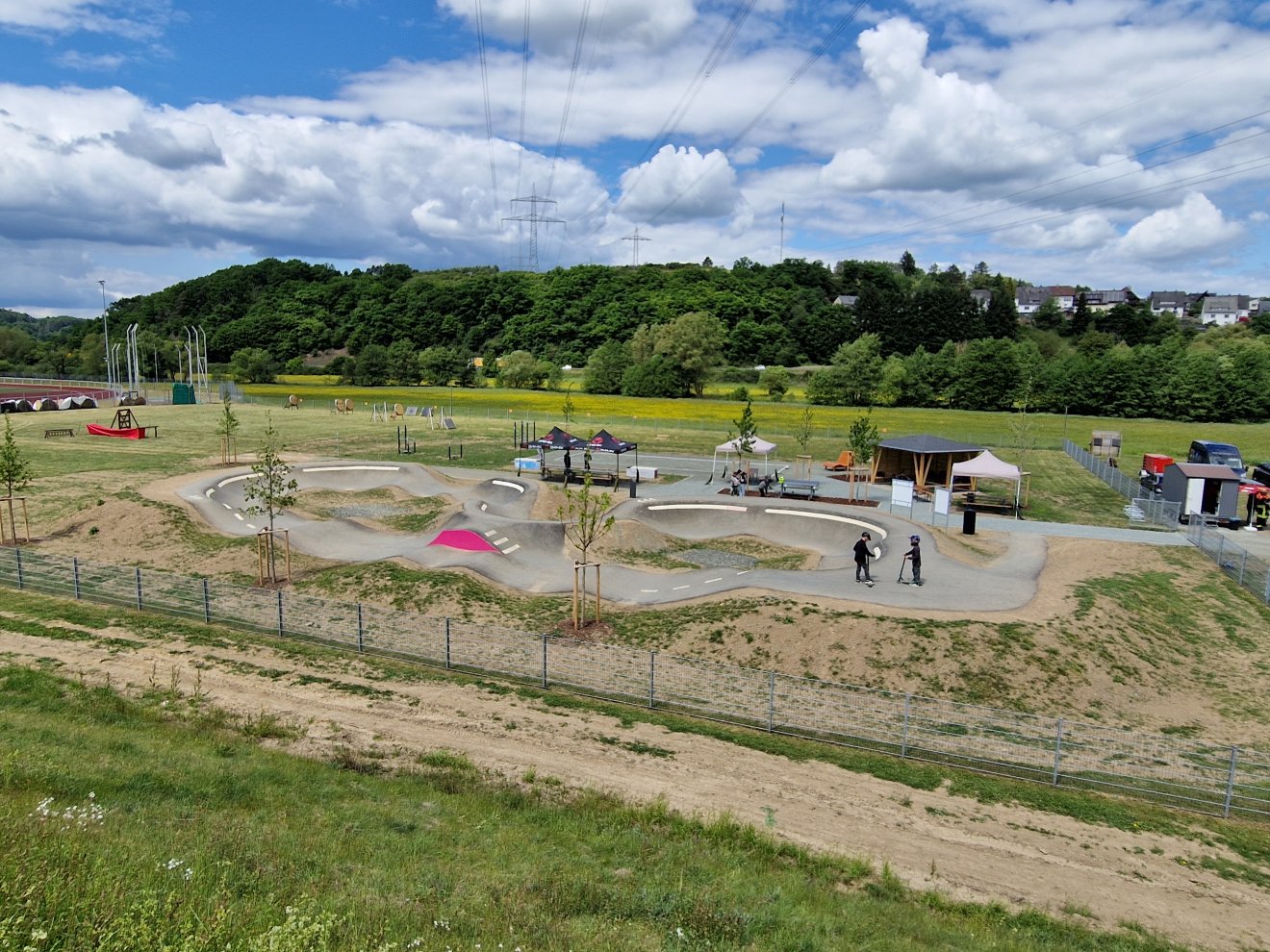 Blick auf den Pumptrack Mittenaar